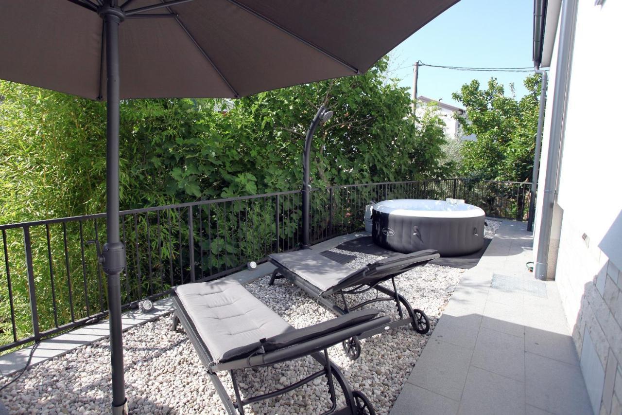 Modern Apartment Parenzana Izma Portoroz Exterior photo