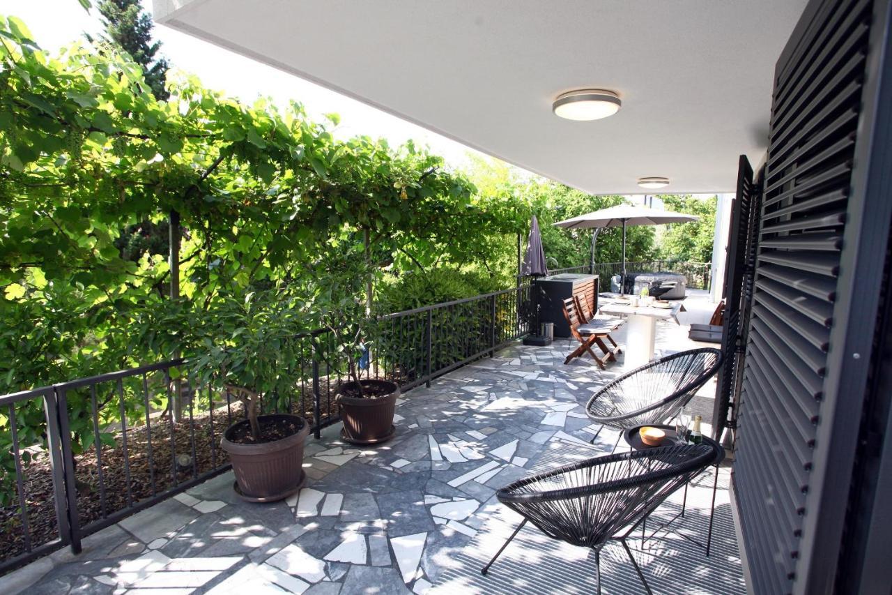 Modern Apartment Parenzana Izma Portoroz Exterior photo