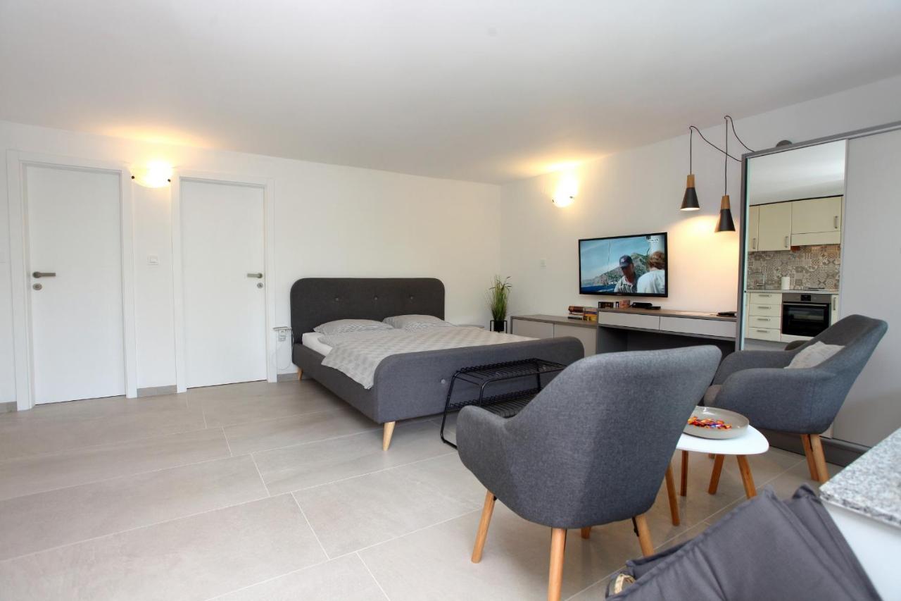 Modern Apartment Parenzana Izma Portoroz Exterior photo