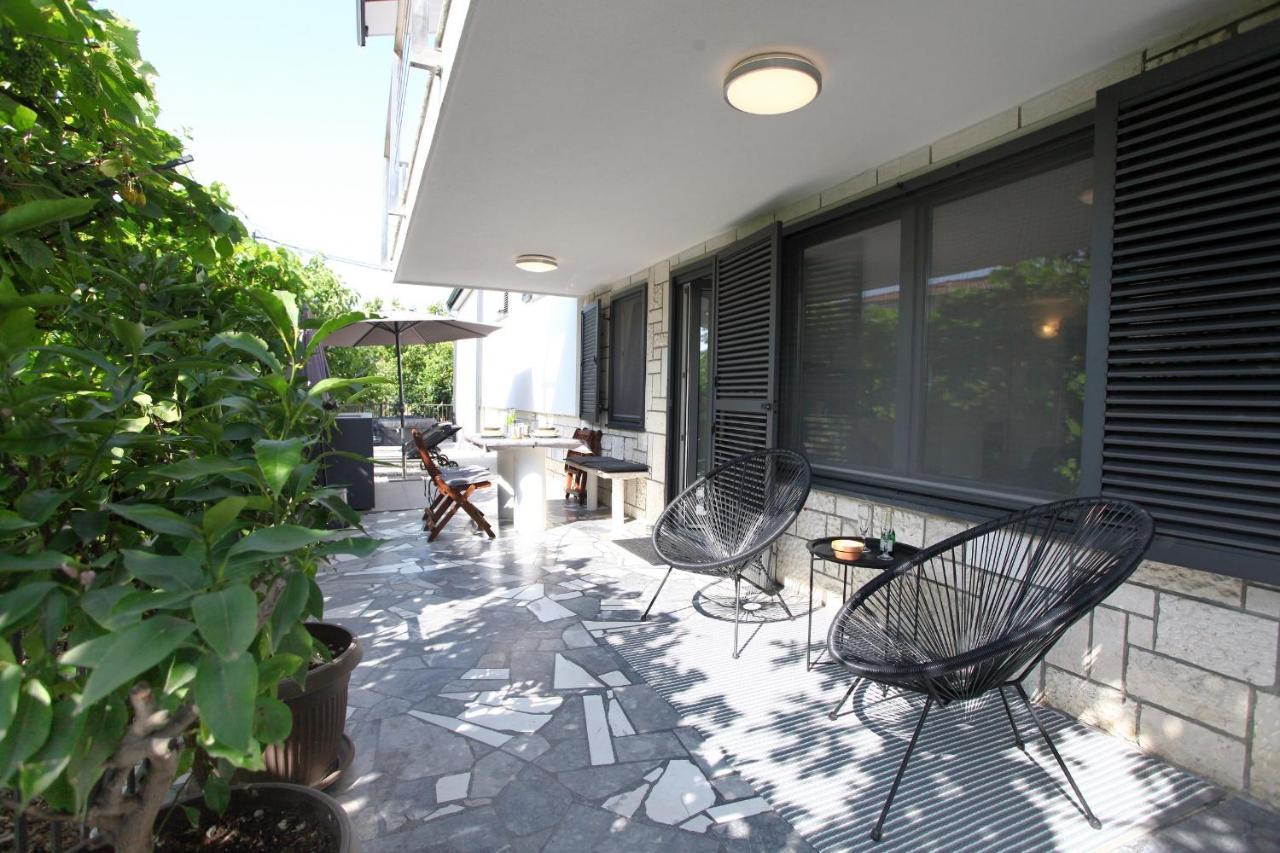 Modern Apartment Parenzana Izma Portoroz Exterior photo